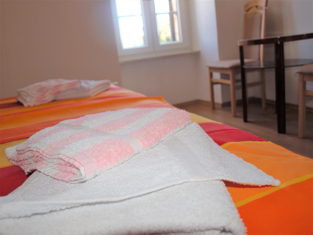 Apartment Rado Vrbnik  Eksteriør billede